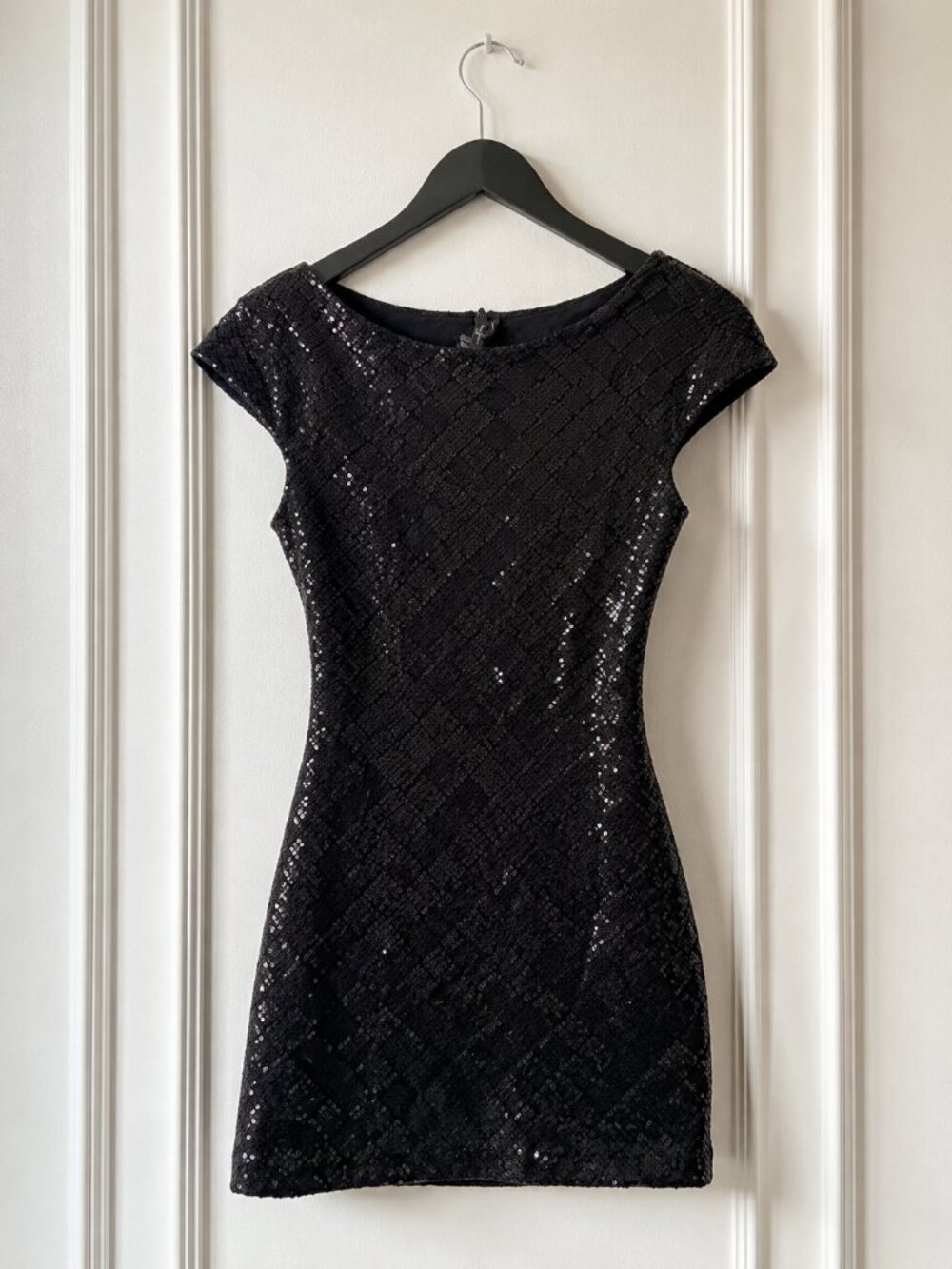 Guess By Marciano Women's Mini Dress A-Line Black Sequins Size XS